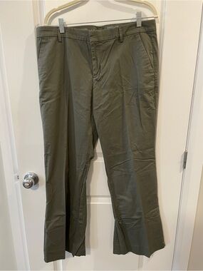 GAP Olive Green Women's Chino Pants